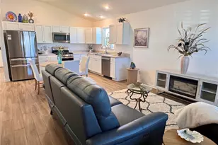 7612 Rottermond Wy, The Villages, FL 34762 - Photo 9