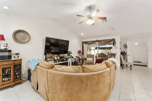 939 Dora Ave, Tavares, FL 32778 - Photo 9
