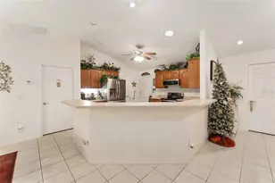 939 Dora Ave, Tavares, FL 32778 - Photo 13