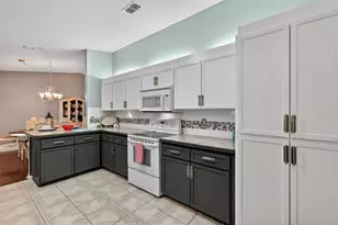 9750 SE 179th Pl, Summerfield, FL 34491 - Photo 11