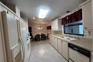 3937 Citrus Cir, Fruitland Park, FL 34731 - Photo 3