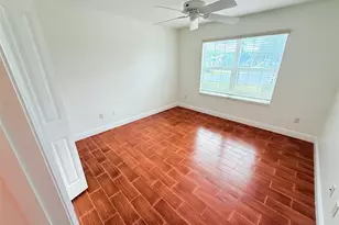 995 Joiner Pl, The Villages, FL 32162 - Photo 17
