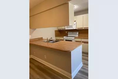 1004 Royal Oak Boulevard, Leesburg, FL 34748 - Photo 7