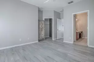 1321 Kellogg Dr, Tavares, FL 32778 - Photo 19