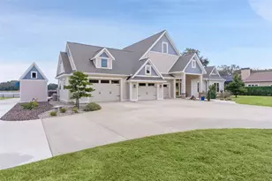 2765 Saddlebrook Cir, The Villages, FL 32162 - Photo 3