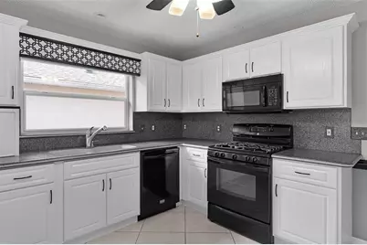 1822 Augustine Drive, The Villages, FL 32159 - Photo 7