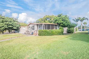 34205 Island Dr, Leesburg, FL 34788 - Photo 31