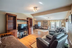 34205 Island Dr, Leesburg, FL 34788 - Photo 15