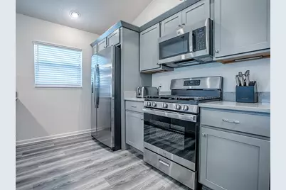 7558 Hillard Lane, The Villages, FL 34762 - Photo 11