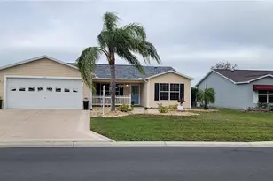 1302 Carvello Dr, The Villages, FL 32162 - Photo 3