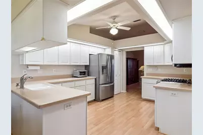 21506 Queen Anne Court, Leesburg, FL 34748 - Photo 9