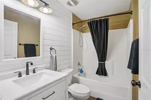4542 Lemon St, Lady Lake, FL 32159 - Photo 3
