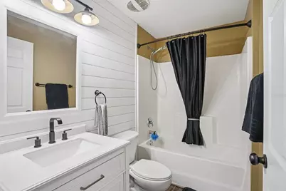 4542 Lemon Street, Lady Lake, FL 32159 - Photo 19