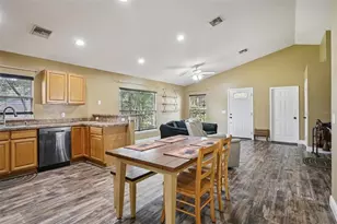 4542 Lemon St, Lady Lake, FL 32159 - Photo 15