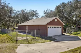 4542 Lemon St, Lady Lake, FL 32159 - Photo 3