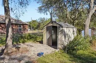 4542 Lemon St, Lady Lake, FL 32159 - Photo 35