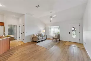 2473 Buttonwood Run, The Villages, FL 32162 - Photo 7