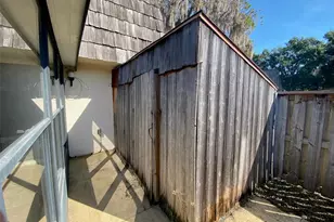 2910 Pecan Ave, Leesburg, FL 34748 - Photo 7