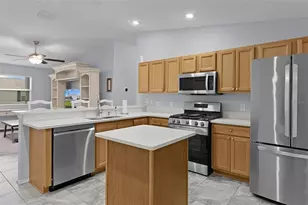 2306 Oak Bend Pl, The Villages, FL 32162 - Photo 17