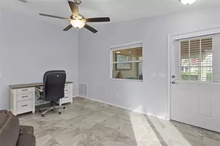 2306 Oak Bend Pl, The Villages, FL 32162 - Photo 9