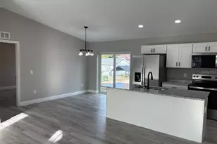 2275 W Eric Dr, Citrus Springs, FL 34434 - Photo 11