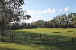 1079 W Magnolia St, Clermont, FL 34711 - Photo 7