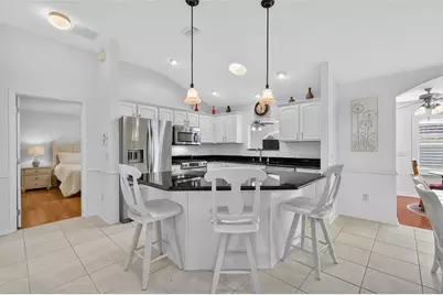 938 Joanna Lane, The Villages, FL 32162 - Photo 11