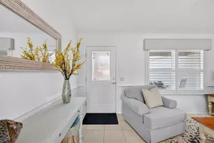 938 Joanna Ln, The Villages, FL 32162 - Photo 3