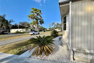 341 Palo Verde Dr, Leesburg, FL 34748 - Photo 17