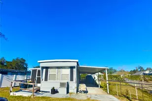 1370 County Dr, Tavares, FL 32778 - Photo 3