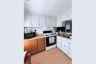 1370 County Drive, Tavares, FL 32778 - Photo 3