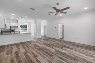 10935 Margaret Dr, Tavares, FL 32778 - Photo 7