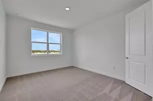 9230 Gulf Hvn Dr, Parrish, FL 34219 - Photo 15