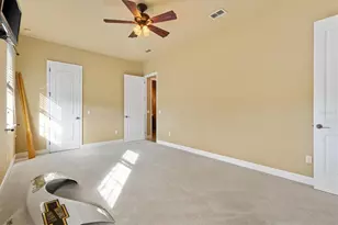 527 Dowling Cir, Lady Lake, FL 32159 - Photo 33