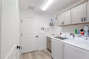 2447 Youngmann Loop, The Villages, FL 32163 - Photo 29