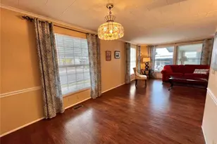 139 Aspen Cir, Leesburg, FL 34748 - Photo 11