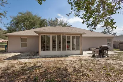 2256 Lake Pointe Circle, Leesburg, FL 34748 - Photo 5