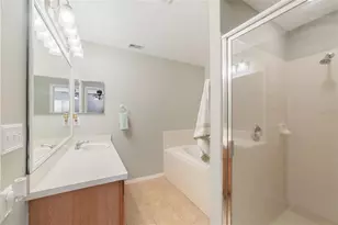 2256 Lake Pointe Cir, Leesburg, FL 34748 - Photo 25