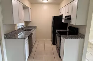 822 S Lone Oak Dr, Leesburg, FL 34748 - Photo 15