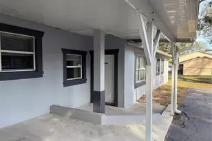 822 S Lone Oak Dr, Leesburg, FL 34748 - Photo 1