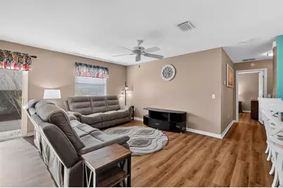 2552 Mariel Way, The Villages, FL 32162 - Photo 9