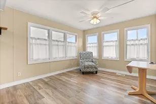 465 Marina Ln, Tavares, FL 32778 - Photo 7