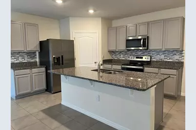 2227 Author Hills Street, Winter Haven, FL 33884 - Photo 5