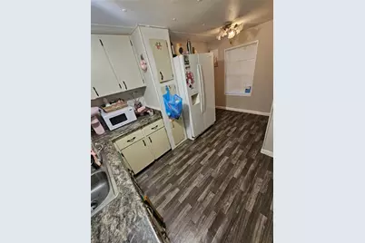 24950 SE 167th Place, Umatilla, FL 32784 - Photo 9