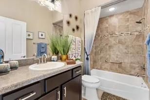 1852 Sassparilla Way, The Villages, FL 32162 - Photo 25