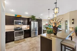 1852 Sassparilla Way, The Villages, FL 32162 - Photo 15