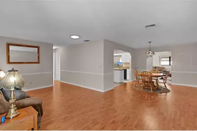 602 Fourth Avenue, Lady Lake, FL 32159 - Photo 5