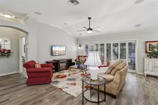 17211 SE 85th Willowick Cir, The Villages, FL 32162 - Photo 7