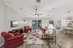 17211 SE 85th Willowick Cir, The Villages, FL 32162 - Photo 5