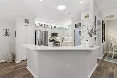 17211 SE 85th Willowick Circle, The Villages, FL 32162 - Photo 15